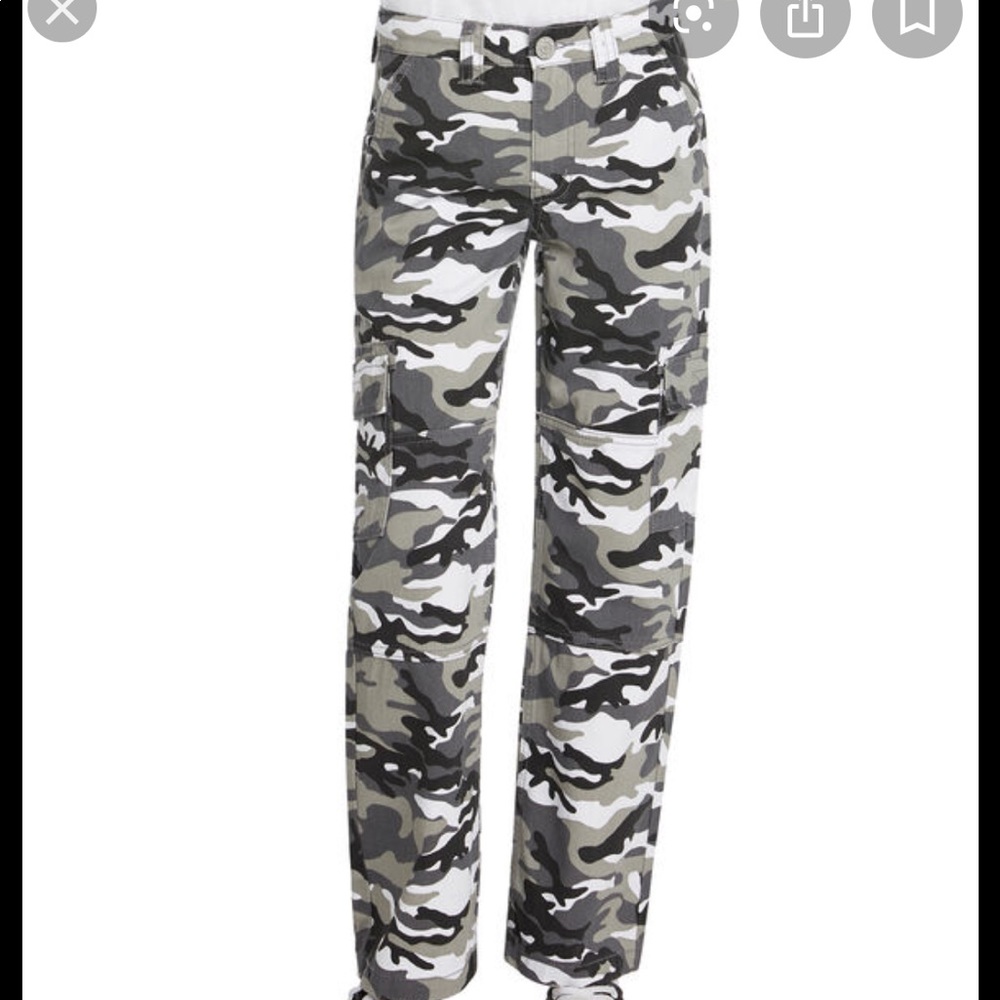 Black Camaflauge pants